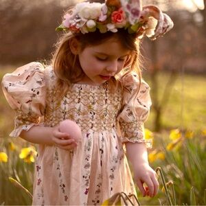 NWT Shirley Bredal Bunny Breeze Embroidered Cotton Dress in Apricot SIZE 1-2Y